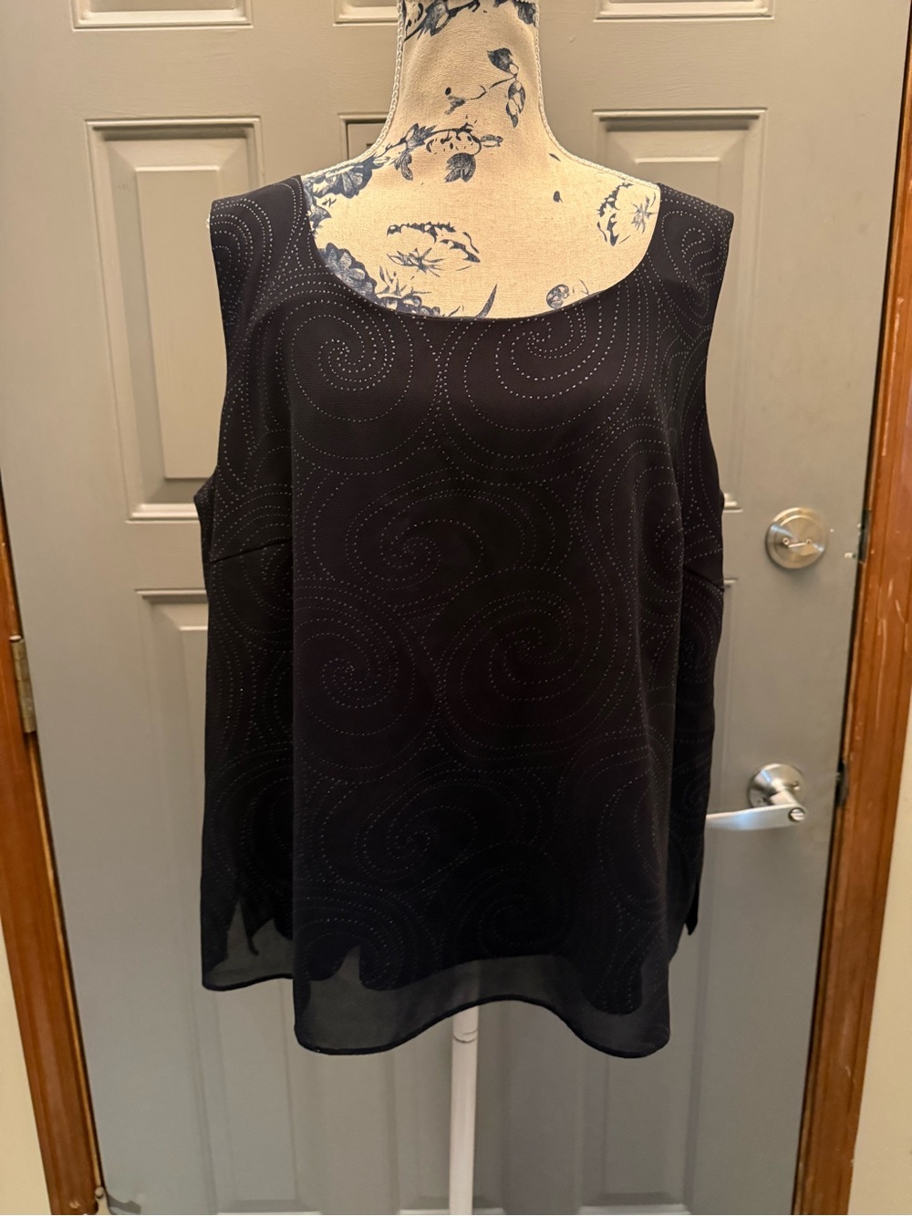 Dana Kay- Blue Sleeveless Swirl Embellishment layered dressy sleeveless top (XL)